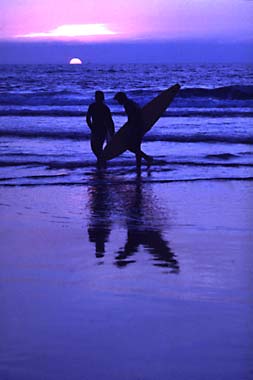 SunsetSurfers